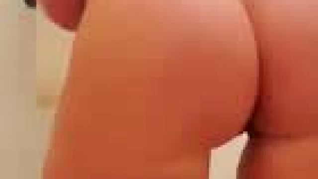 I'm looking for a nice cock to have fun with!