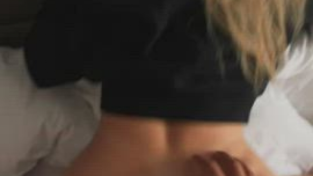 [/r/onlygirlspacks] Big ass blonde