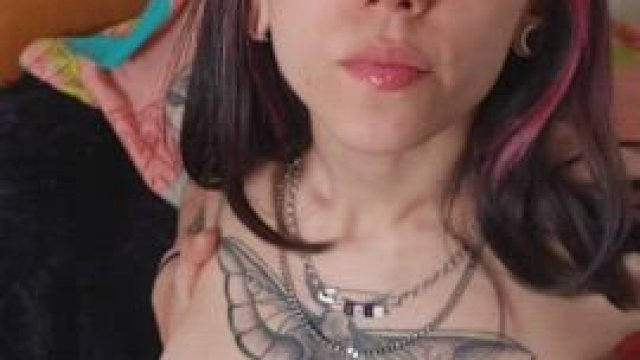 I would love to feel your warm milk on my face