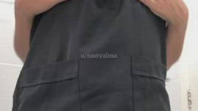 working without bra is so freeing