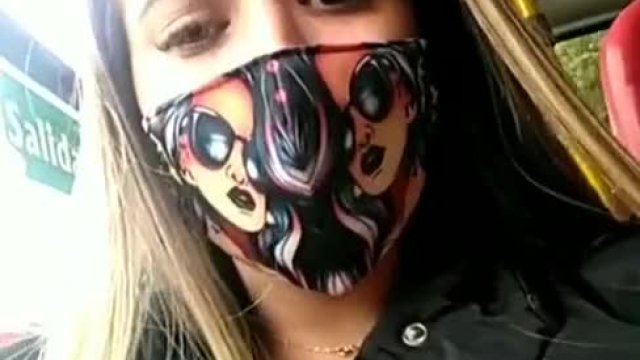 LIVE squirt on the bus