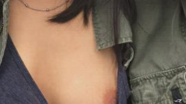 Showing the tits on the boardwalk is my passion