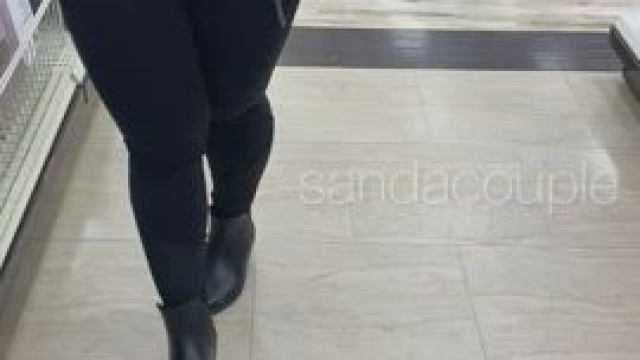 Flashing at a very busy store [GIF]