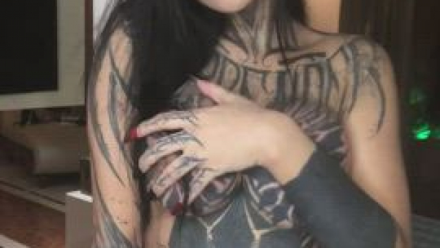 Massage my tits and I’ll 69 you in return. Fair deal?