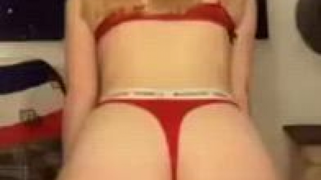 at first i will twerk on you and now you will put me in doggystyle, dad please