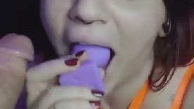 she loves comparing her 5inch plug