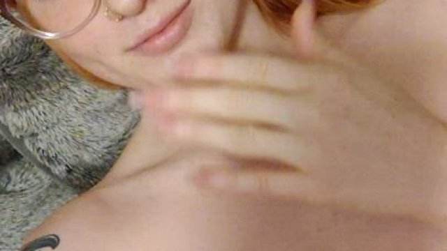 Wanna eat my juicy little pussy