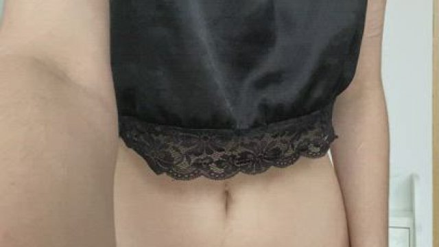 Can a petite girl like me made you hard?