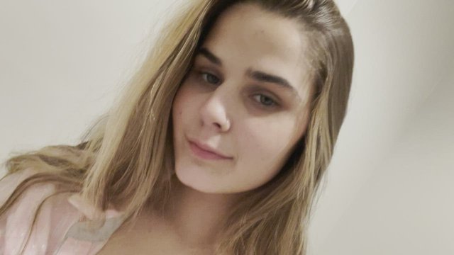 Maybe we could fuck? No ones home right now....