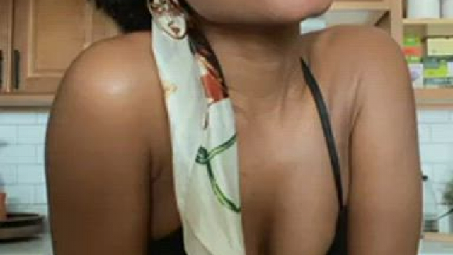 I like pulling my tits out randomly