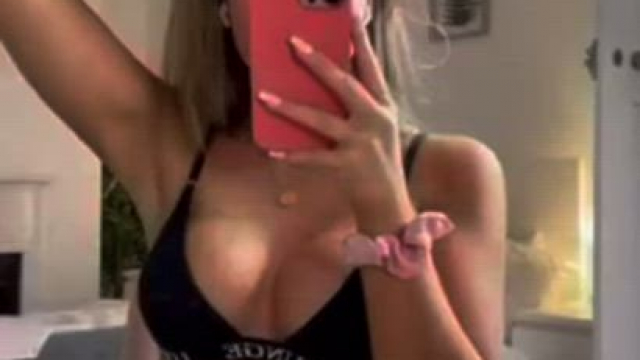 Hit the up arrow for a surprise in your DMs! I'm one of the girls that actu