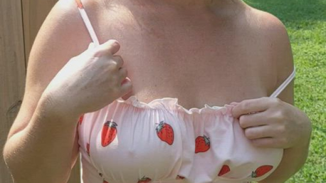 Join me outside...I'll make it worth it ;) 38f