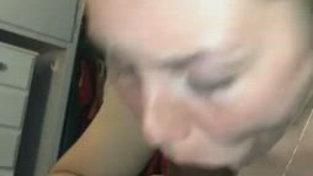 White chick gives stupid sloppy head