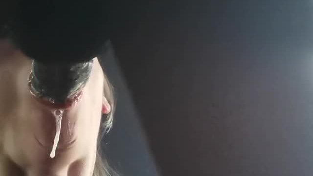 Fuck my tiny face and make me gag 