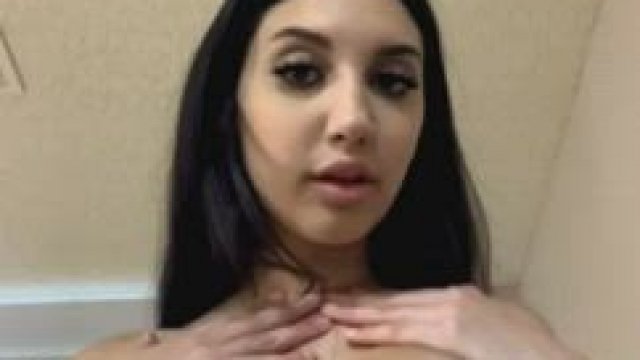 Sexy (Get 3GB Folder of Her in Comment)