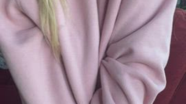 A bouncy reveal to brighten up your weekend!