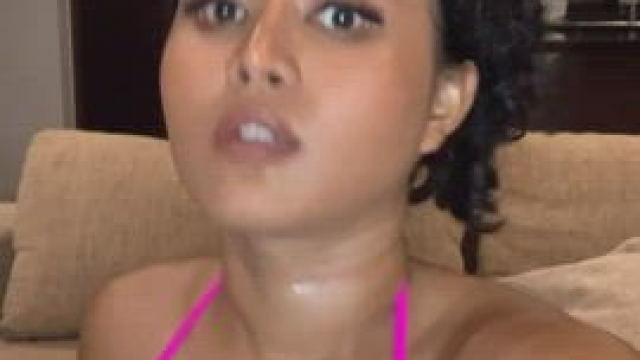 I’m curious to know if you would masturbate to my nudes if I ever sent you some?