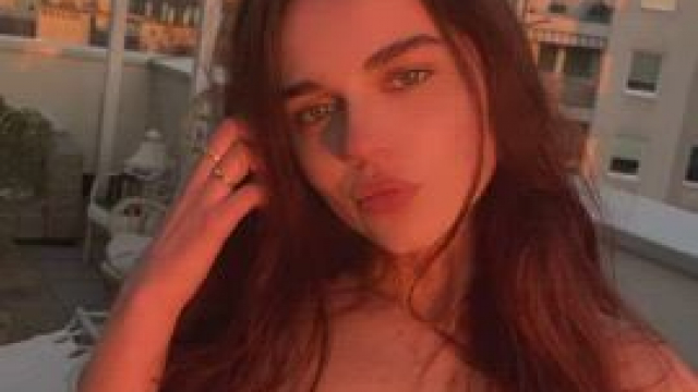 Say hi if I'm your type