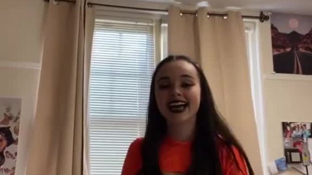 Showing Off and Jiggle