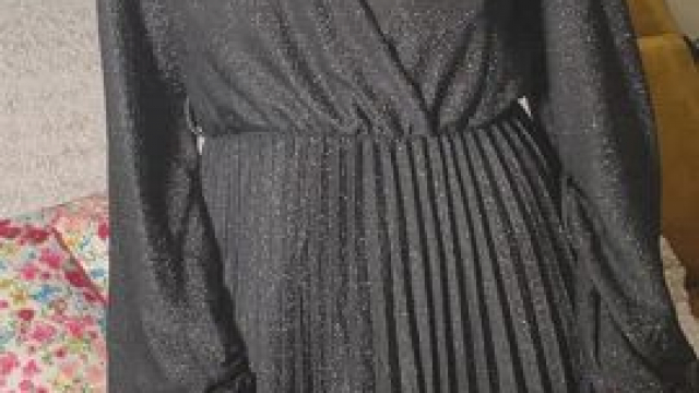 My 30y/o hairy pussy is very soft and sweet