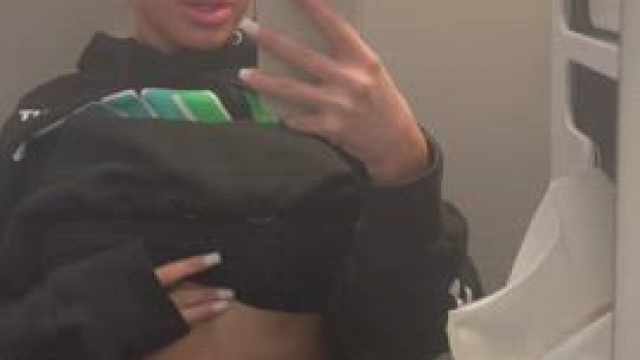 When the pilot’s husky voice gets me horny