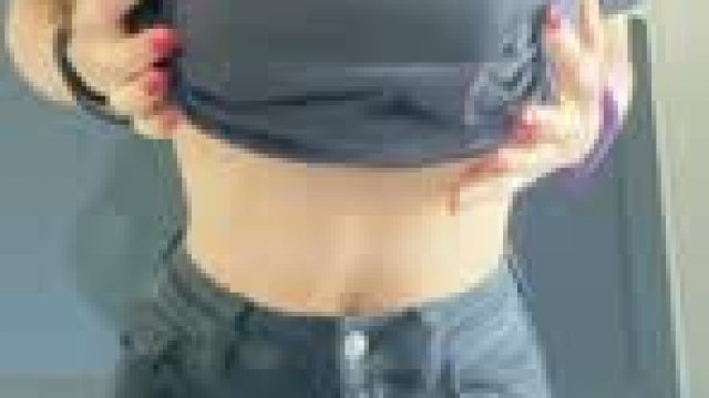 I like playing with my titties when i’m horny