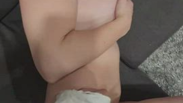 a broken arm wont stop him from fucking :)