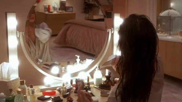 Rhona Mitra firm plots in Hollow Man