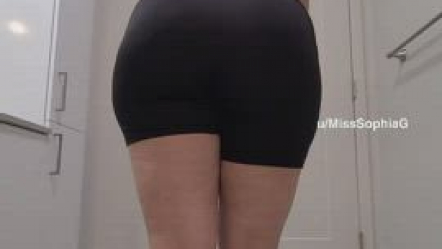 I'm ready for my post-workout stretch.