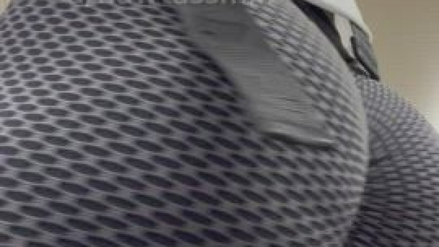 motivating the boys at my gym to pump more iron