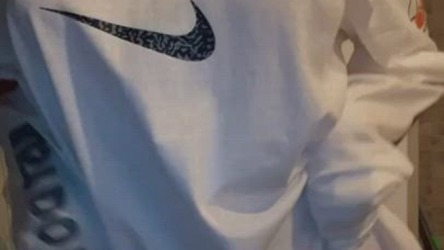 I love to seduce college boys