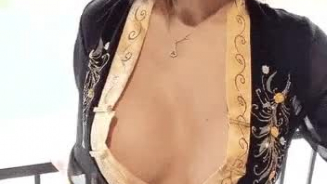 Let me be your village girl